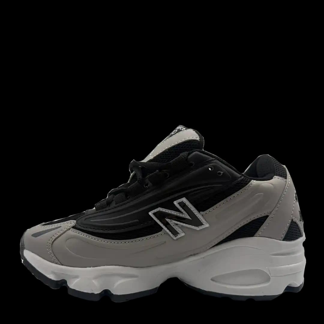 New Balance 1000 Black & White