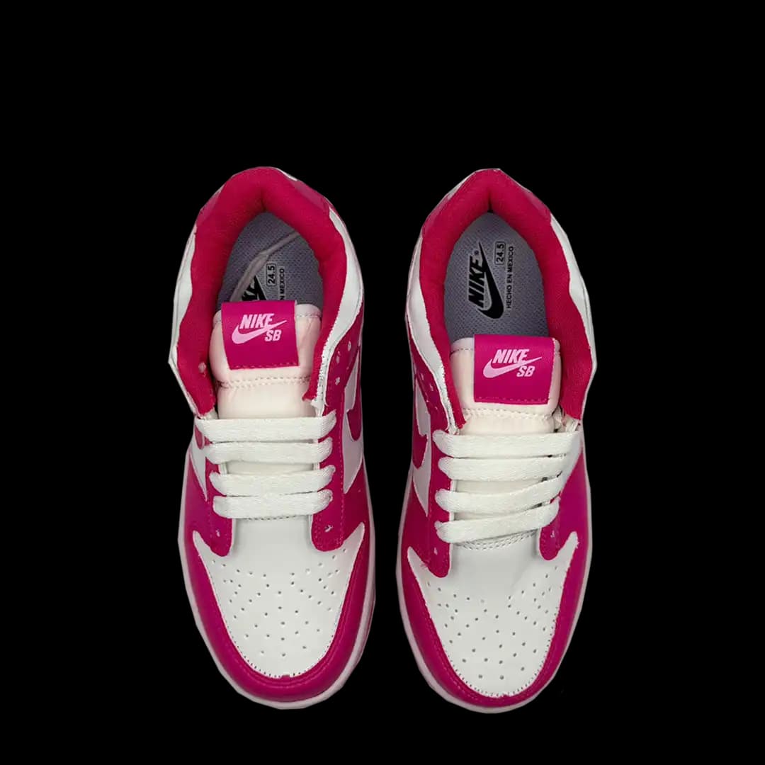 Nike Dunk Low Active Fuchsia