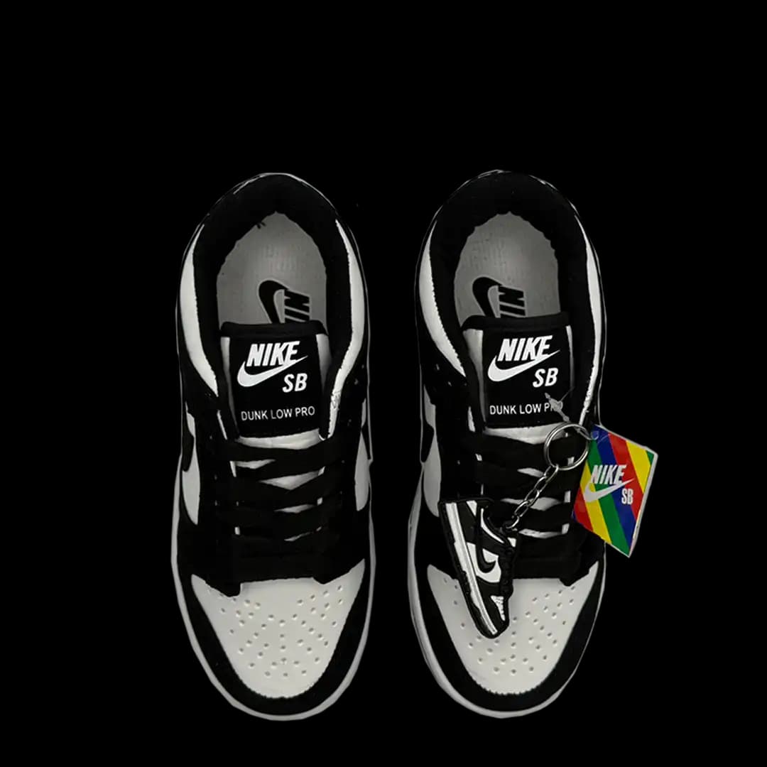 Nike Dunk Low Panda Gamuza