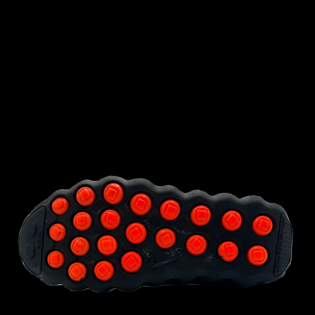 Nike Mind 002