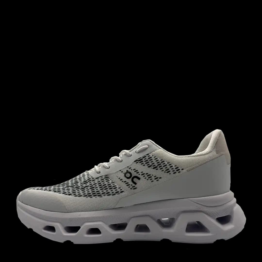 On Cloudmonster Cloud White