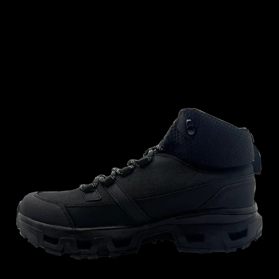 ON Cloudrock Black