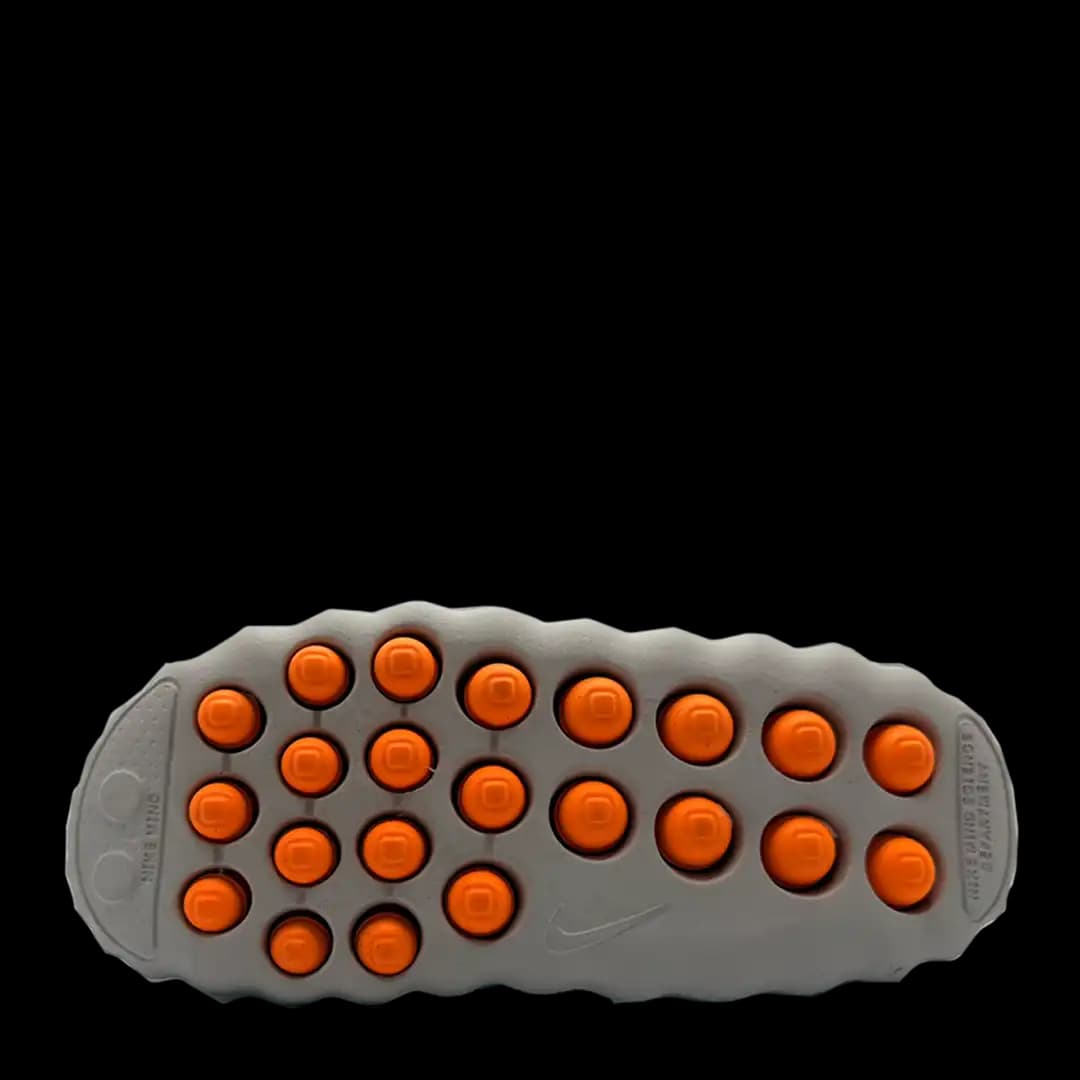 Nike Mind 001